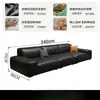 Sofá de moda minimalista de cuero negro estilo italiano, sofá recto de tres plazas para salas de estar pequeñas, sofá de cuero de alta calidad