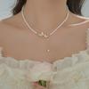 Colar de Pérolas de Camada Dupla da Moda Europeia e Americana para Mulheres Estilo Ins Borboleta Clavícula Joias Flor Moda Colar Elegante Atacado
