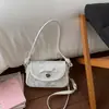 Bolso Nicho Dulce y Fresco Estilo Chica Picante para Mujer 2026 Nuevo Color Bloqueo Moda Versátil Bolso Cruzado Hombro Único Debajo del Brazo Pequeño Cuadrado