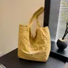 Bolsa de Lona Estilo Coreano Ins Personalizada Nueva Colección Verano 2026 con Bordado de Corazón, Bolsa de Gran Capacidad para Clase y Viajes