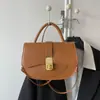 Moda Verano 2026 Bolso de Hombro Cruzado de Mano Silla de Montar Simple Retro Elegante Versátil de Alta Calidad