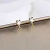 Runxin nuevos pendientes de carpa dorada lindos incrustados de diamantes para mujer, columpio de cola de pez, versátiles, moda, temperamento, joyería para orejas, mujer