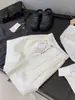 Artículo Popular de Alta Calidad de las Trece Líneas de Guangzhou ~ Shorts de Lino de Pierna Ancha de Cintura Alta para Mujeres Petites, No Querrás Quitártelos una Vez Puestos