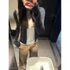 Jaqueta de Tricô Estilosa de Alta Qualidade com Gola Alta Pequena, Camada Dupla, Estilo Americano para Mulheres, Suéter Fashion de Manga Longa com Zíper para Primavera e Outono/Inverno