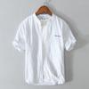 L871 camisa de rayas de verano color de contraste vertical para hombre letras inglesas rayas manga corta camisa bordada para hombre entrega de una pieza