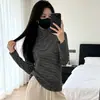 Camada base feminina de gola alta, design com estampa listrada outono/inverno, corte solto, tamanho grande, adequado para silhuetas mais cheias, camiseta de manga longa