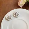 Brincos de tarraxa florais em prata com gota de óleo estilo francês, brincos simples estilo ins coreano, brincos de luxo leve de alta qualidade para atacado