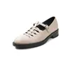 Zapatos de Tacón Grueso con Tira en T y Diseño Hueco Artístico, Moda de Nicho de 3.5 cm, Novedad Verano 2026, Punta Redonda, Zapatos de Piel para Mujer