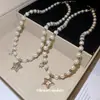 Colar Francês Retrô de Zircônia Estrela Pérola Luxo Leve Sensação de Alto Padrão Corrente de Clavícula Doce Estilo Cool Versátil Exquisito Colar para Mulheres