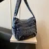 Bolsa jeans feminina grande capacidade 2026 nova casual de ombro único transversal este ano popular estilo quente bolsa de balde para o dia a dia