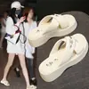 Nuevas Chanclas de Verano 2026 Estilo Coreano con Suela Gruesa para Aumentar la Altura para Mujer, Sandalias Casuales Slip-On de Talla Pequeña, Moda de Celebridad de Internet, Zapatos Antideslizantes