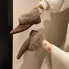 Zapatos de Moda Europeos y Americanos de Punta con Forro de Terciopelo para Mujer, Calzado de Exterior, Temporada Otoño e Invierno 2026, Zapatos Peludos de Tacón Grueso sin Cordones con Borde de Felpa