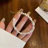 Pulseira Francesa Irregular de Pérolas Artificiais 2026 Verão Novo Design de Nicho Ins Sensação de Luxo Pulseira de Nicho