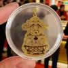 Adesivo de celular estilo Shuibei em ouro puro 999 com motivos de dinheiro e ovelhas, acessório criativo para atrair clientes, brindes no atacado