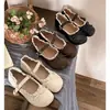 Sapatos Femininos Planos Redondos com Laço, Solado Macio, Tendência Lolita Fofos de Couro, Novo Modelo 2026