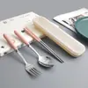 Juego de cubiertos portátil de paja de trigo, acero inoxidable, tenedor de bambú, palillos, juego de tres piezas, traje de viaje, regalo, Hogar, Hotel