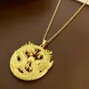 Colgante Nuevo Estilo Dragón y Fénix Jugando con Perlas, Colgante de Fénix Cantando al Este de Esmalte Lujoso Clásico, Cadena de Acero de Titanio, Regalo para Novia o Mejor Amiga