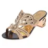 Sandalias de Verano para Mujer de Gran Tamaño Transfronterizas Europeas y Americanas con Tacón Grueso, Chanclas de Playa, Sandalias Huecas con Pedrería, Tallas Grandes al por Mayor