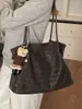 Bolso grande de leopardo para mujer, nuevo bolso tote ligero de otoño 2026 para la escuela y el trabajo, bolso de hombro de gran capacidad