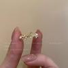 Anillo Abierto de Perla de Flor de Cerezo para Mujer Verano 2024 Nueva Moda Anillo de Dedo Distintivo Nicho de Lujo Ligero Anillo de Dedo de Alta Gama