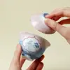 Juego de Tazas de Té de Cerámica de Alta Gama con Diseño de Ventana Pastel Bajo Esmalte de Mariposas y Flores, Incluyendo una Taza con Tapa para Uso en Casa