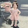 Conjunto para Meninas 2026 Verão Novo Macacão Listrado Infantil com Design Estiloso de Boneca Estrela para Bebês Meninas