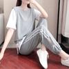 Terno casual esportivo cinza feminino verão 2021 novo estilo coreano solto falso duas peças manga curta elegante conjunto de duas peças estilo ocidental
