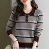 Blusa de Tricô com Gola Polo Listrada em Contraste, Fio Cardado, Manga Longa, Estilo College, Moda Versátil Coreana