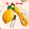 Colgante de Fruta de Cuero Creativo Dibujo Animado Lindo Melocotón Limón Llavero Adorno para Bolso Regalo para Mejores Amigos Venta al por Mayor