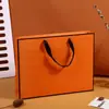 Em estoque Saco de Presente Laranja Bolsa de Mão Retangular Grande Loja de Roupas Sacola de Papel para Compras Bolsa para Presente Skincare