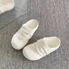 Mules cerrados populares estilo retro Birkenstock para mujer, nuevos zapatos casuales tipo slip-on perezosos de otoño 2026 para mujer