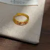 Anillo Popular Chapado en Oro, Anillo de Moda de Lujo Ligero para Mujer, Joyería de Latón Ajustable