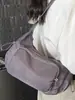 2026 Nova Bolsa de Motocicleta Americana Retro de Nicho Bolsa de Ombro de Grande Capacidade Bolsa de Axila com Múltiplos Bolsos Bolsa de Mão Feminina