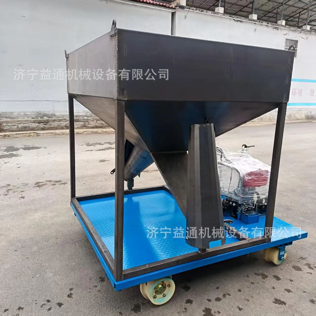 轨道运输车