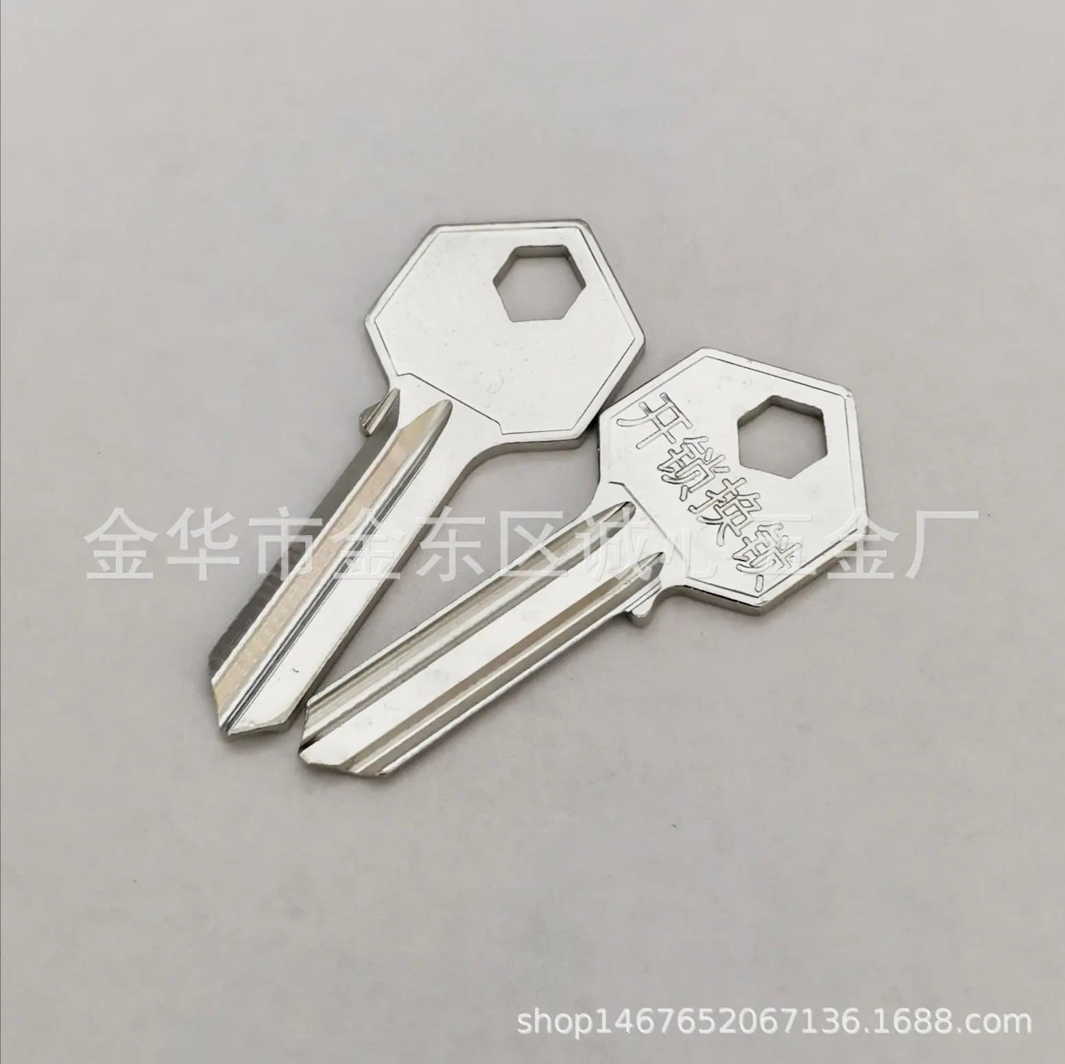 广告铜六角2