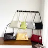 Bolso de mano estilo coreano para mujer, bolso tote simple y elegante para el día a día de dama, bolso de hombro moderno y versátil para el trabajo.