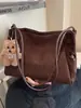 Bolsa Fosca Retro para o Dia a Dia 2025 Outono Nova Bolsa de Ombro Feminina de Grande Capacidade Bolsa Tote para Saída de Estudante Universitário