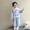 Conjunto de Ropa de Invierno para Niñas 2026 Nuevo Conjunto Casual de Dos Piezas Engrosado con Felpa para Niños Ropa de Invierno Elegante para Bebés Niñas
