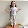 Conjunto de Verano para Niñas 2026 Nueva Llegada Bebé Niña Dibujos Animados Manga Corta Ropa de Verano Niña Pequeña Elegante Deportivo Conjunto de Dos Piezas