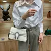 Bolsa de Luxo Leve Nova Feminina de Couro Genuíno Bolsa de Mão Retrô Bolsa de Ombro Transversal de Alta Qualidade Moda Versátil Bolsa Dionyx para Mulheres