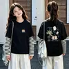 Camiseta de manga larga para niña, nueva colección de otoño 2026, estilo de dos piezas, algodón puro, ropa de otoño, capa base casual para niños mayores