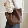 Bolsa Tote com Padrão Trançado Feminina 2026 Nova Tendência de Verão Toque de Luxo Leve Bolsa de Ombro Único Grande Capacidade Bolsa para o Dia a Dia