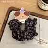 Goma para el pelo plisada estilo retro perezoso color café con lunares, tipo intestino grueso grande, accesorio de pelo versátil coreano para coletas y moños