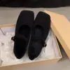 Zapatos Mary Jane de suela plana estilo coreano para mujer, nuevo modelo otoño e invierno 2025, negros, delicados, versátiles, zapatos de felpa y peludos