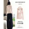 Sudadera jacket negra ajustada para mujer, nuevo estilo otoño 2026, entallada en la cintura, adelgazante, top ligero, atuendo para principios de otoño para mujeres petite