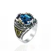 Anillo de Cristal para Hombre 24 Colores Patrón Retro Cristal Incrustado Joyería de Tendencia de Lujo Ligero para Mujer Venta al por Mayor