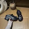 Zuecos de Suela Gruesa para Mujer 2026 Nuevos Sandalias Cerradas de Verano para Exteriores Zapatillas de Plataforma Versátiles de Moda que Aumentan la Altura