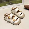Sandalias Lindas de Dibujos Animados para Niñas 2026 Verano Nuevo Estilo Zapatos de Princesa para Niños Sandalias de Suela Suave de Punta Cerrada para Niñas Pequeñas