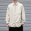 Camisa de manga larga lisa retro japonesa para primavera y otoño, nueva para exteriores, para hombre, con cuello camisero, corte holgado, chaqueta camisa casual, marca de moda