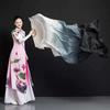 Abanico de danza de copia Koi abanico de danza largo Wanjiang dedo de la mano izquierda Sombra pequeña de luna como humo abanico largo de seda de danza clásica